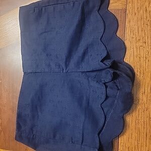 Lilly Pultizer Scalloped Navy Shorts